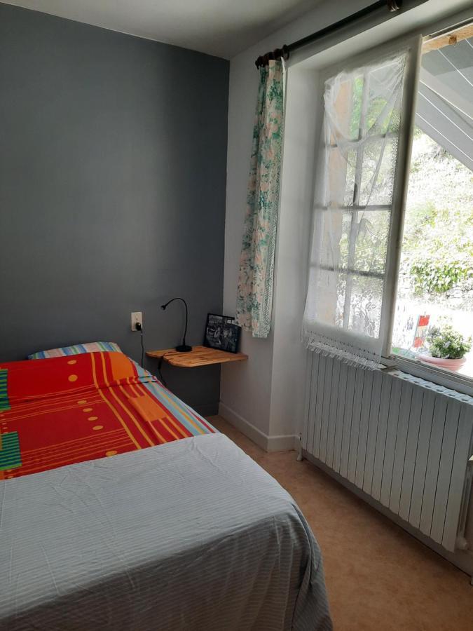 Idéal pour déplacement professionnel! Saint-Laurent-les-Tours Esterno foto