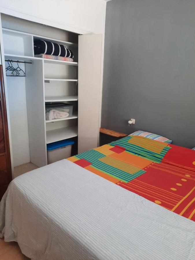 Idéal pour déplacement professionnel! Saint-Laurent-les-Tours Camera foto
