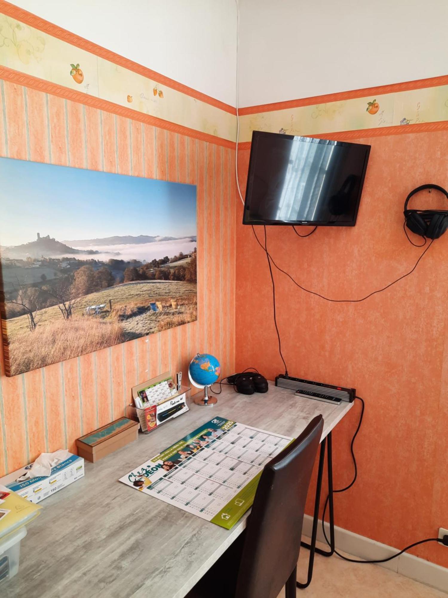 Idéal pour déplacement professionnel! Saint-Laurent-les-Tours Esterno foto